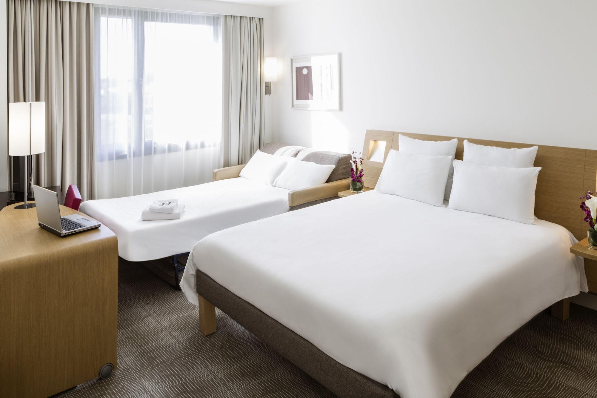 โนโวเทล ก็อง โกต เดอ นาเคร Hotel ภายนอก รูปภาพ