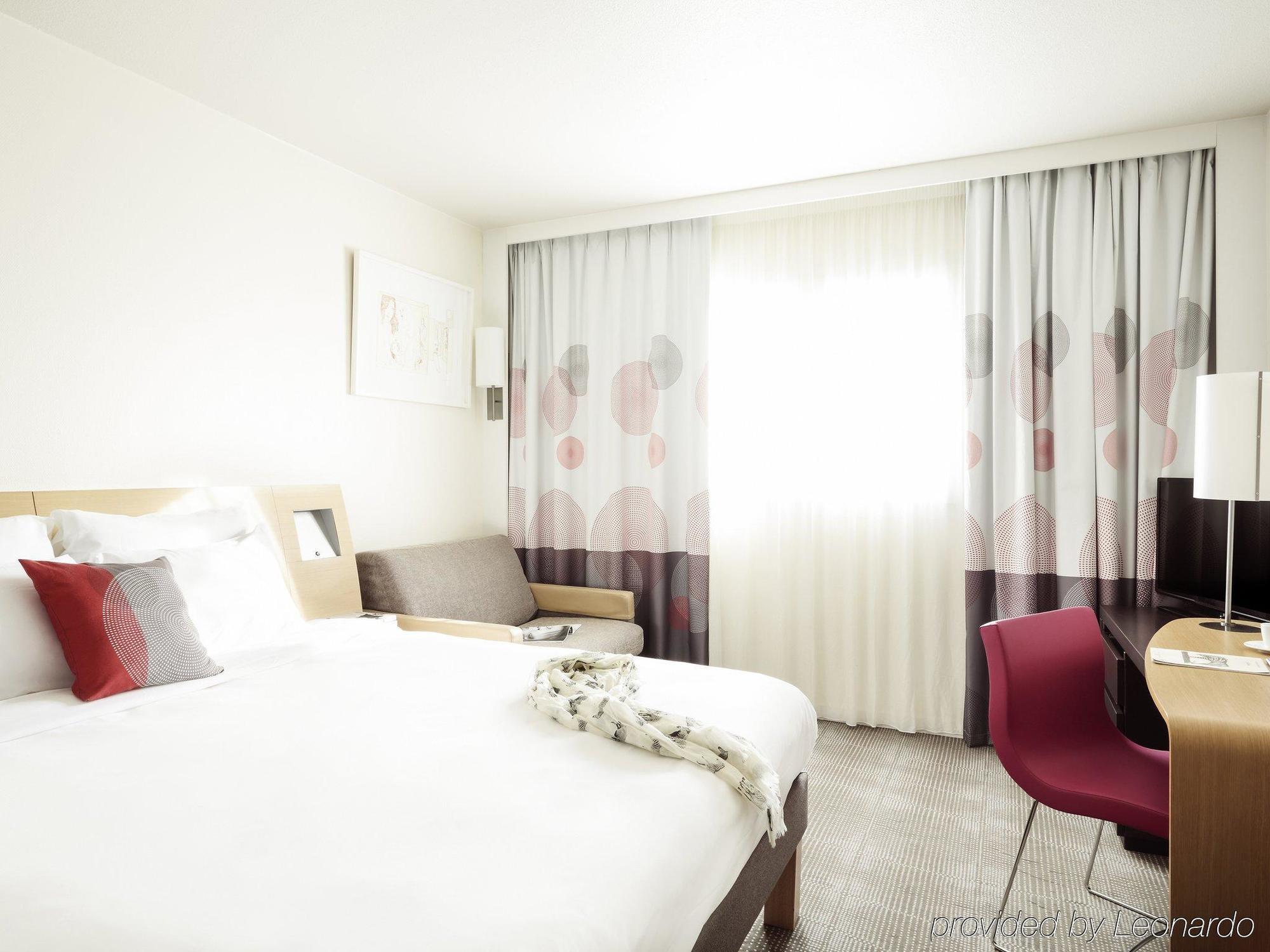 โนโวเทล ก็อง โกต เดอ นาเคร Hotel ภายนอก รูปภาพ